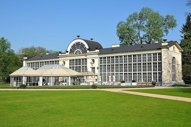 Palace of Culture & Science + Lazienki Park: SMALL GROUP /inc. Pick-up/ - Experience Highlights