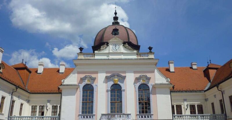 Palace of Queen Elisabeth Tour - Experience Highlights