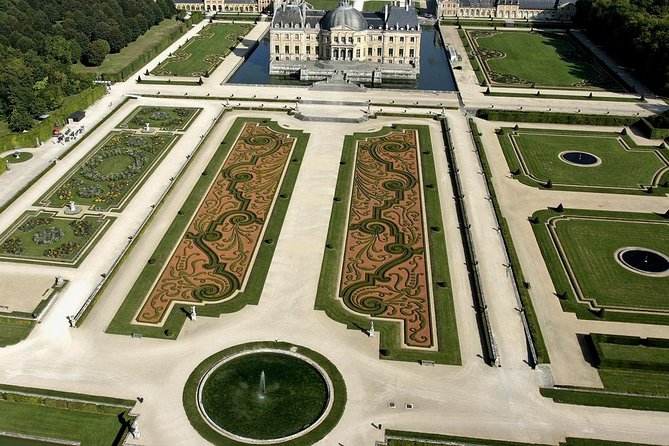 Palace Of Vaux-Le-Vicomte - Private Trip - Château Exploration and Independance