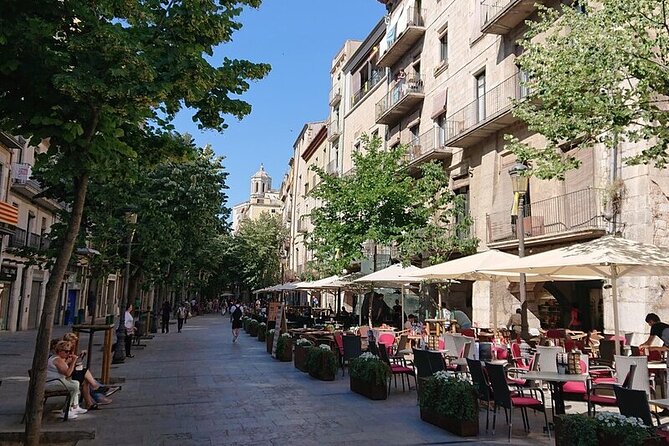Palamos Shore Excursion: Girona History and Gastronomy Private Tour - Exploring Gironas History
