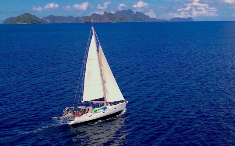 Palawan: Private Sailing Yacht Cruise in El Nido With Lunch - Meeting Point and Essentials