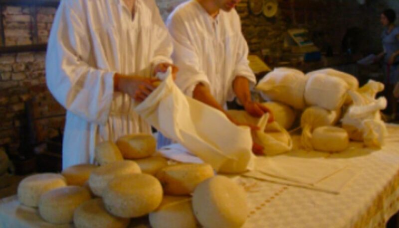 Palazzolo Acreide: Ricotta Cheese and Farm Tour With Tasting - Tasting Details