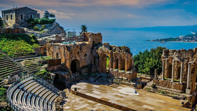 Palermo/Cefalù: Mount Etna and Taormina Day Trip - Frequently Asked Questions