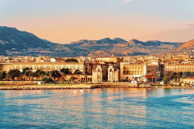 Palermo : Must-See Attractions Walking Tour - Piazza Pretoria and Praetorian Palace