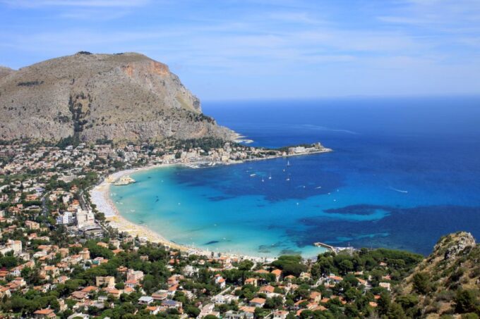 Palermo & Pantelleria Island With Rental Cars Included - Island Circumnavigation