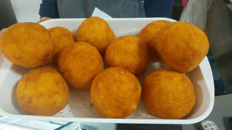 Palermo: Street Food Walking Tour With Local Guide & Tasting - Customer Reviews and Ratings