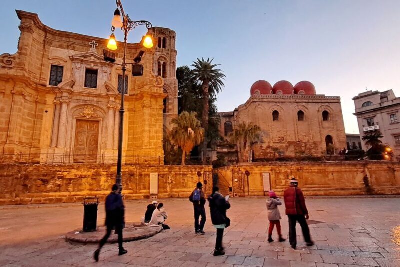 Palermo Tour: Discovering the Historic Center - Overview of the Evening Tour
