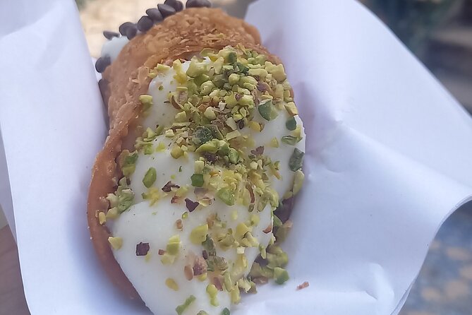 Palermo Traditional Food Tour - Do Eat Better Experience - Chatting With the Guide