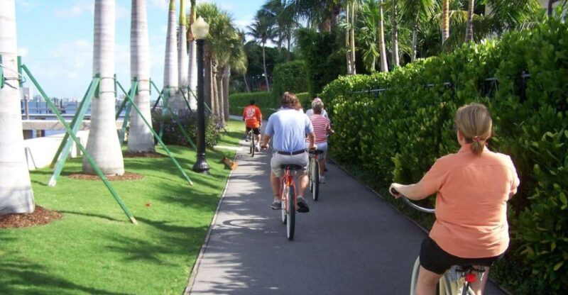 Palm Beach: Historical Bicycle Tour of Palm Beach Island - Key Points