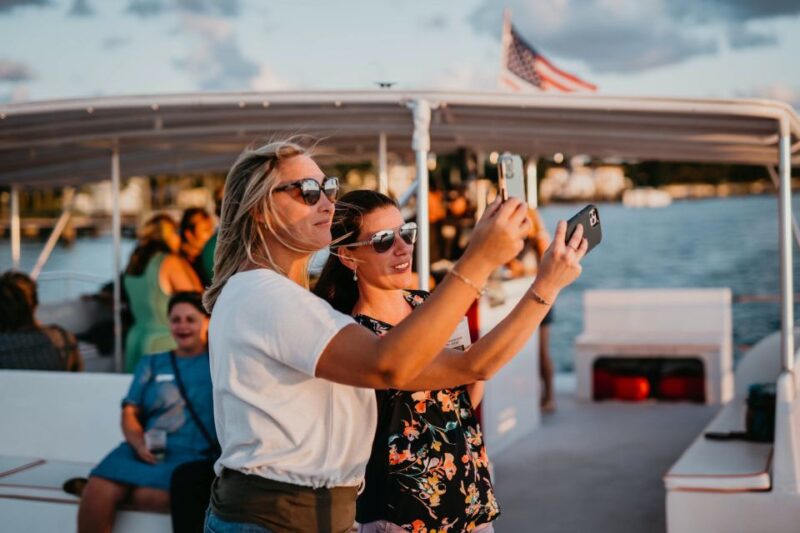 Palm Beach: Sightseeing Catamaran Cruise - Cruise Highlights