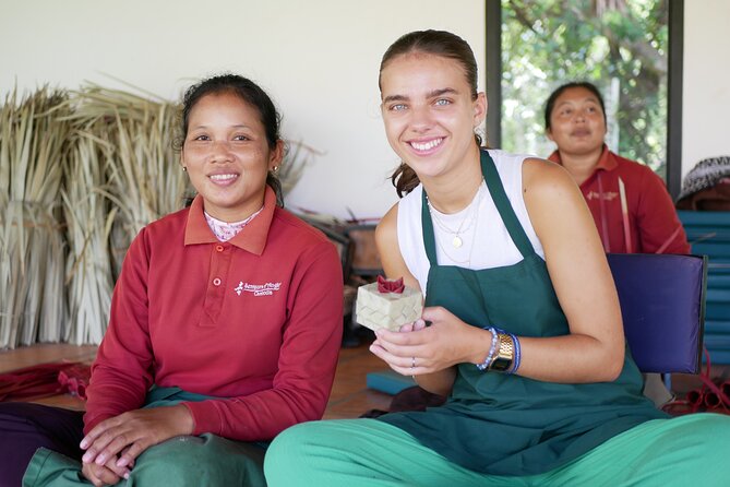Palm Leaf Braiding - Guided Tour, DIY Activity - Exploring the Cultural Experience