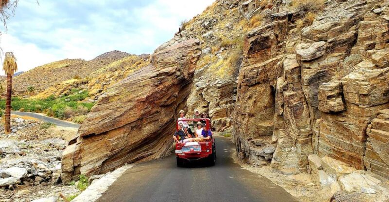 Palm Springs: Indian Canyons Hiking Tour by Jeep - Tour Inclusions and Requirements
