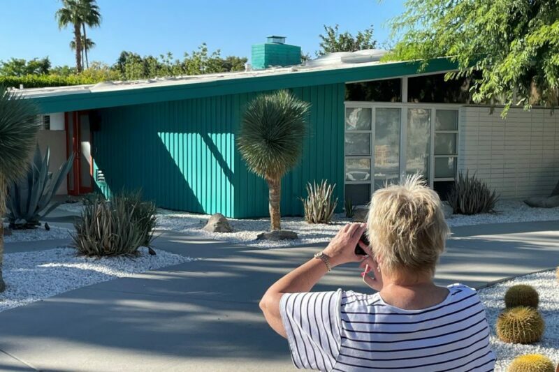Palm Springs: Private Walking Tour "Twin Palms" Neighborhood - Why This Tour Stands Out