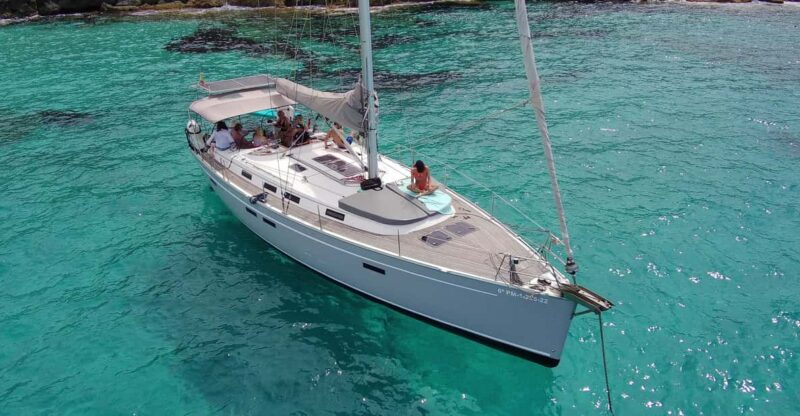 PALMA BAY : 4 HOUR PRIVATE TOUR WITH SAILING BOAT - Catering Options