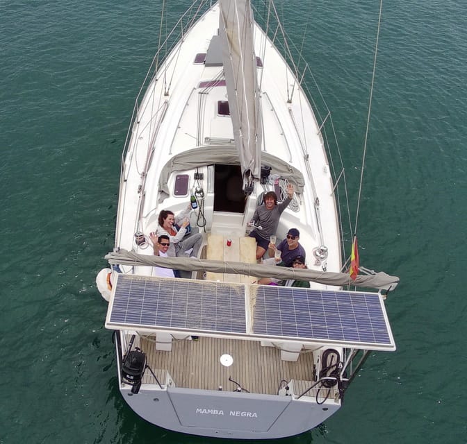PALMA BAY : 8 HOUR PRIVATE TOUR WITH SAILING BOAT - Accessibility and Meeting Point