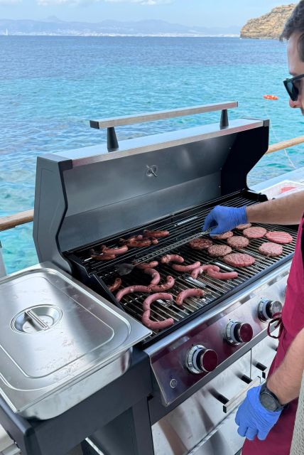 Palma Bay: Boat Tour With Bbq, Snorkelling, & Sunset Option - Daytime Vs. Sunset Tour Options