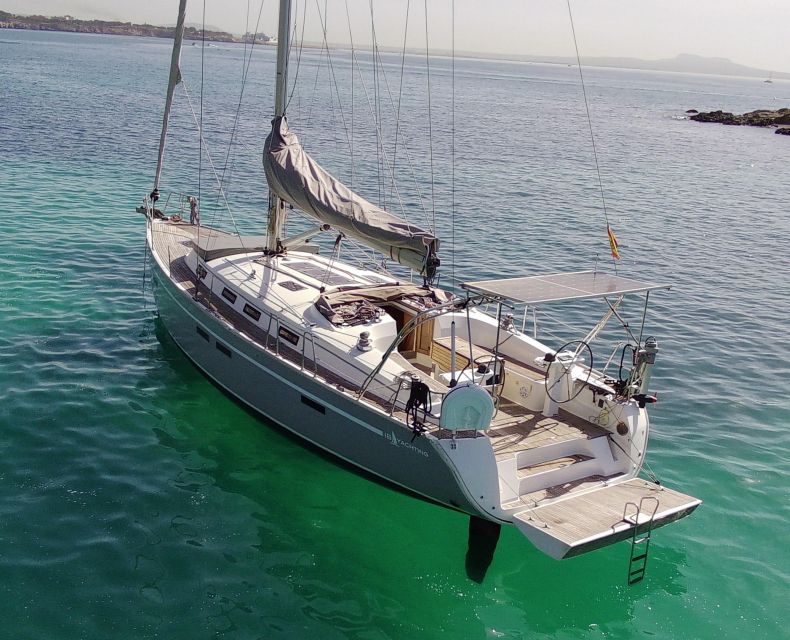 Palma Bay: Sailing Boat Tour With Mallorcan Tapas & Drinks - Tour Duration