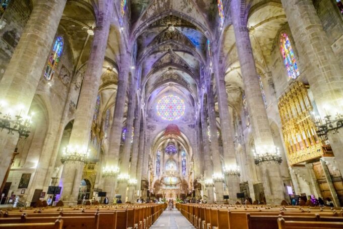 Palma: Cathedral of Mallorca Skip-the-Line Entry Ticket - Navigating the Cathedral Experience