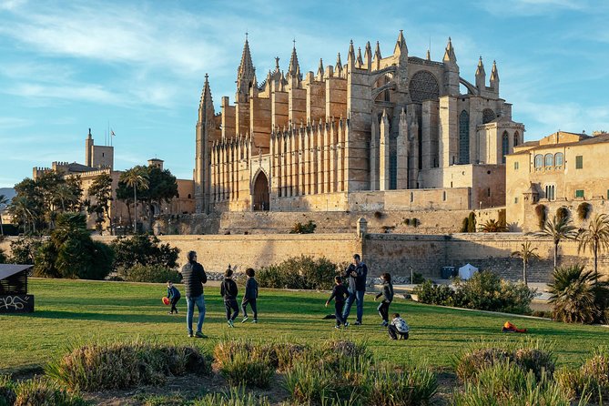 Palma Cathedral & Surroundings PRIVATE TOUR With Ticket Included - Meeting and End Points