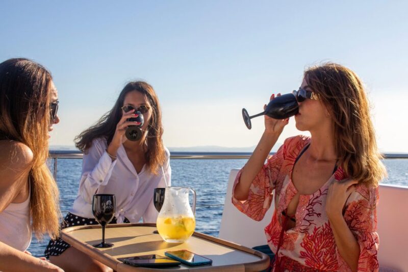 Palma: Cueva Verde and Cala Vella Catamaran Cruise With BBQ - Included in the Experience