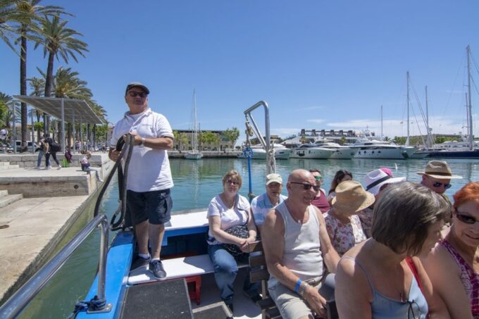 Palma De Mallorca: 1-Hour Sightseeing Boat Tour - Included and Optional Extras