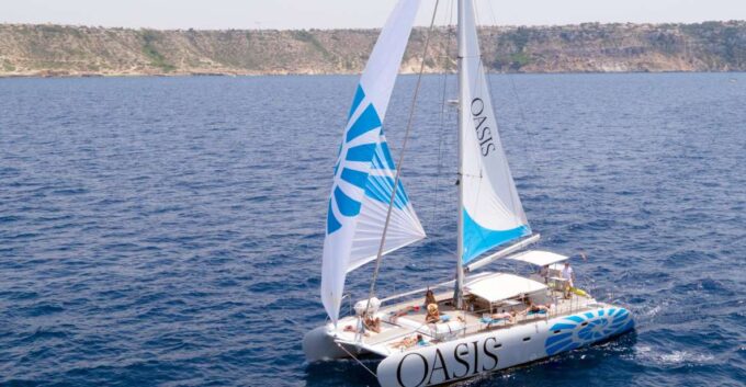 Palma De Mallorca: Deluxe Catamaran Sailing Tour With Meal - Age Restrictions