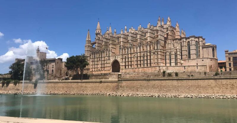 Palma De Mallorca: Lifestyle & Local Food Tasting - Walking Through Old Town and Jewish Quarter
