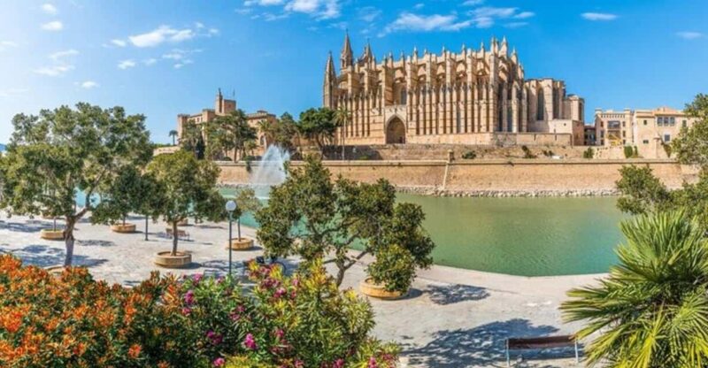 Palma De Mallorca : Must See Private Tour - Key Points