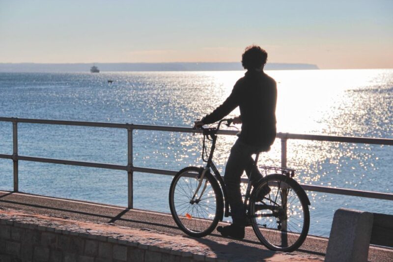Palma De Mallorca Old Town Guided Bike Tour and Tapas - Experience Details