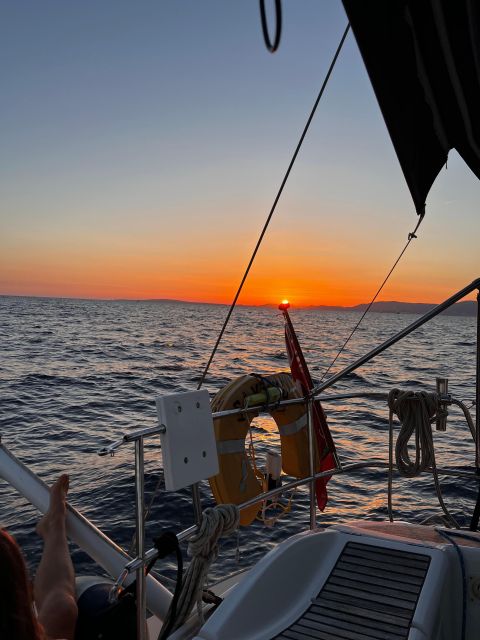 Palma De Mallorca: Sailboat Dinner and Movie Night - Highlights of the Event