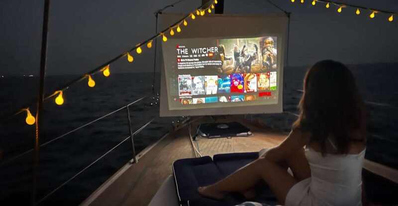 Palma De Mallorca: Sailboat Dinner and Movie Night - Water Taxi Service Availability
