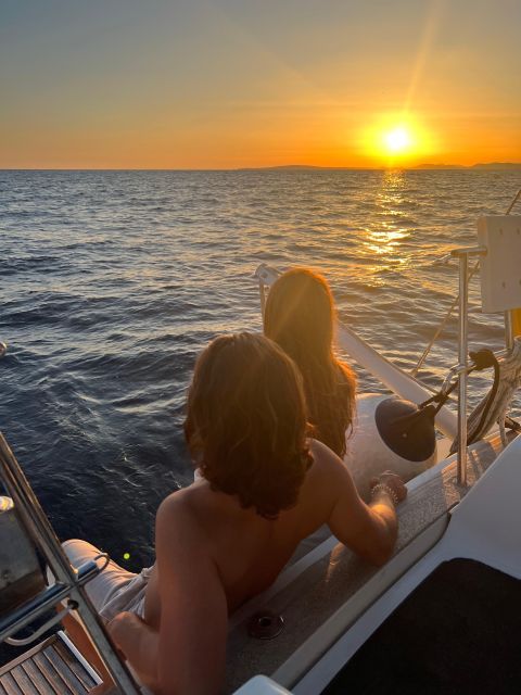 Palma De Mallorca: Sailing Adventure With Snacks and Drinks - Stunning Coastal and Sea Vistas