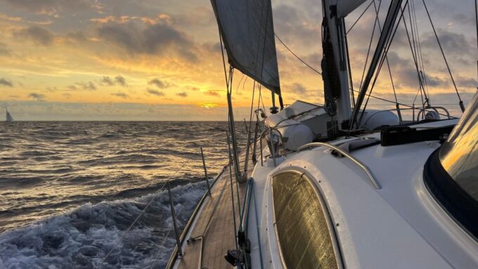 Palma De Mallorca: Sailing Adventure With Snacks and Drinks - Instagram-Worthy Photo Assistance