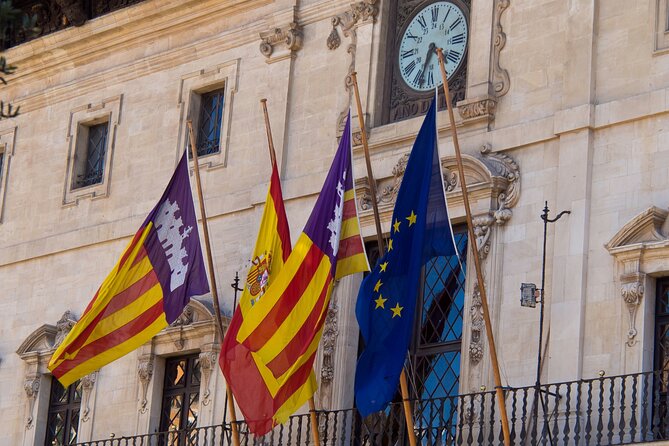 Palma De Mallorca Self-Guided Scavenger Hunt and Tour - Tour Overview