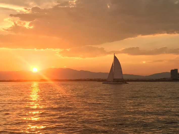 Palma De Mallorca: Sunset Sailing Catamaran Trip With Drink - Key Points