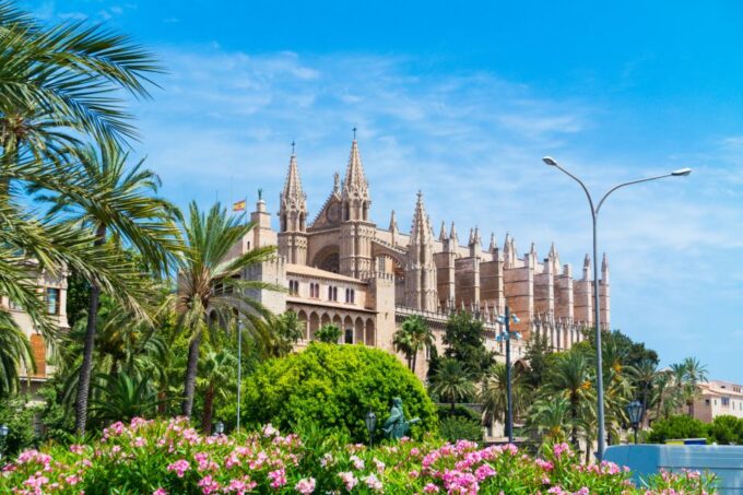 Palma: First Discovery Walk and Reading Walking Tour - Frequently Asked Questions