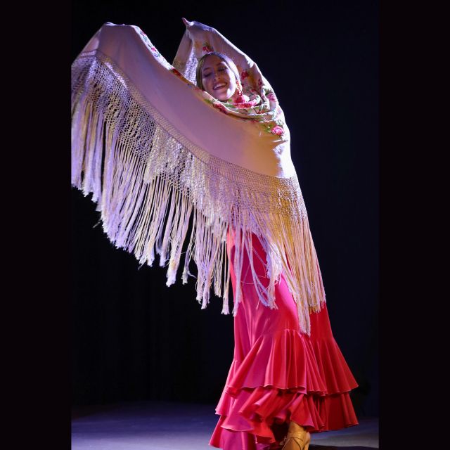 Palma: Flamenco Show at Tablao Flamenco Alma With Drink - Passion and Artistry