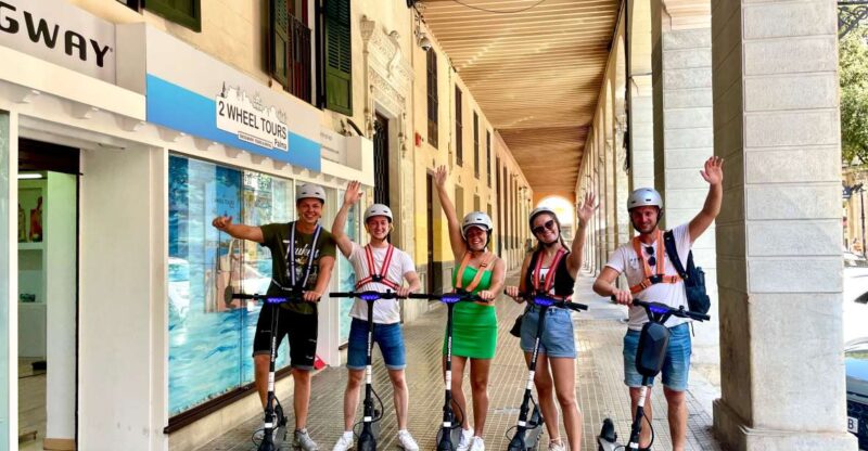 Palma: Guided 1.5 H City Tour on Electric Scooter - Group Size and Languages