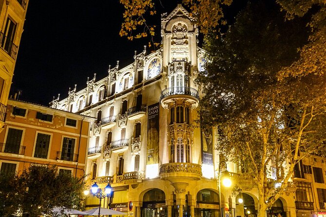 Palma Night Walking Tour - Meeting and Pickup Details