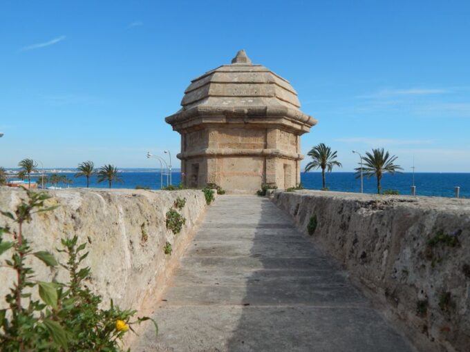 Palma Old Town for the First Time - Historical Stories of Palma
