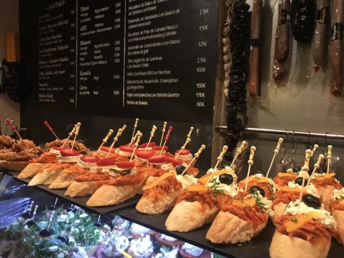 Palma Old Town Sunset Tour and Food Tastings - Cancellation Policy