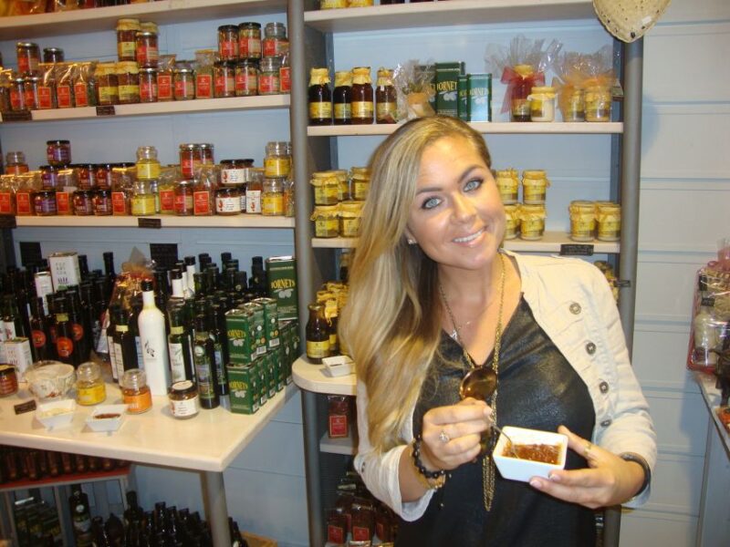 Palma Tour With Wine and Tapas Tasting - Palmas Charming Old Town
