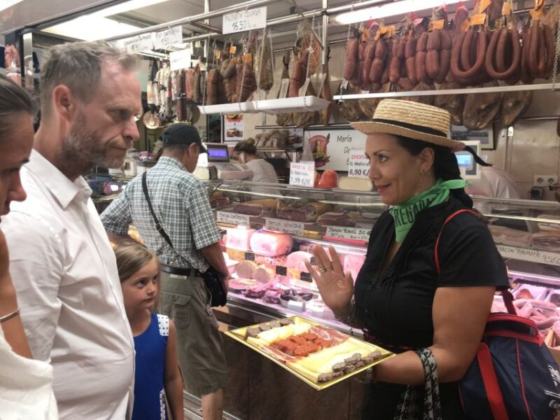 Palma: Walking Tour With Mediterranean Delicacies - Private Group Availability and Cancellation