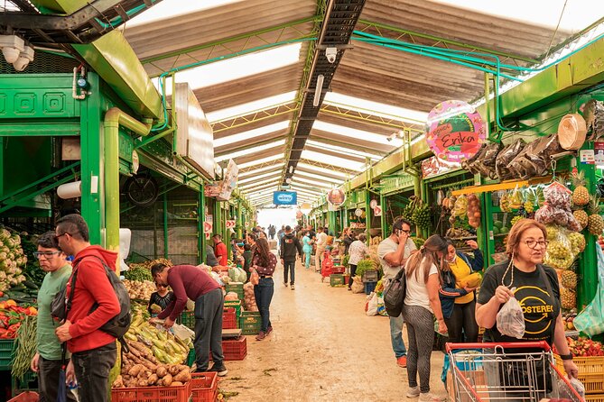 Paloquemao Market With Fruits and Traditional Food - About Condor Tours