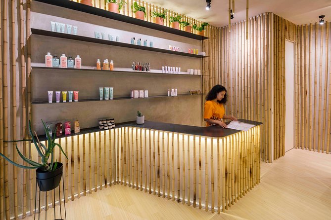 Pamper Your Feet With Foot Bath and Reflexology Massage - Rejuvenating Foot Spa Treatment
