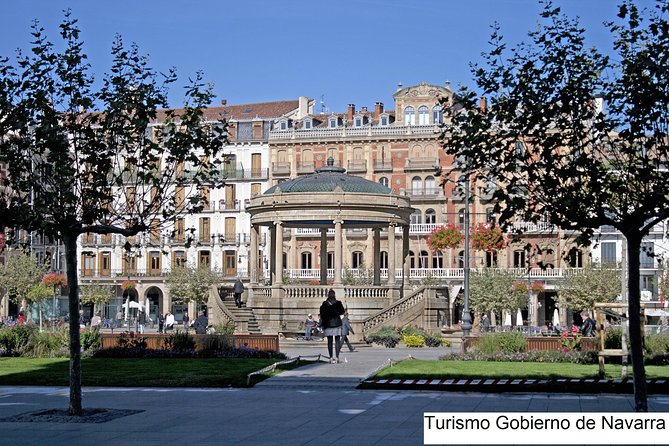 Pamplona and Olite Royal Palace Guided Small Group Tour, Lunch Included - Booking Information