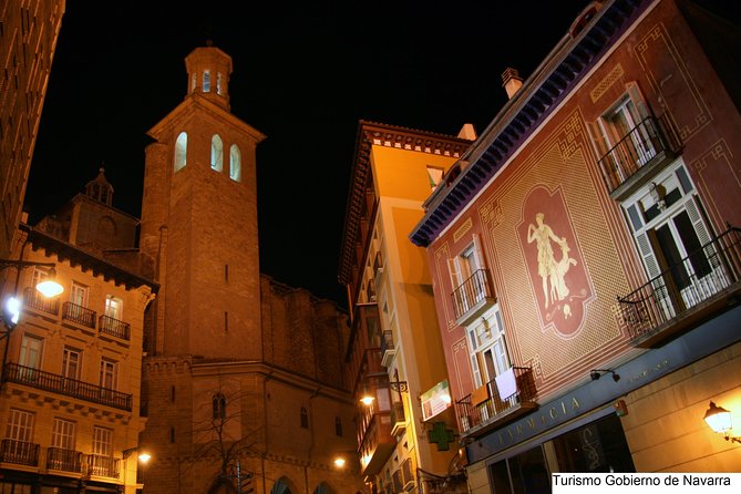 Pamplona and Olite Royal Palace Guided Small Group Tour, Lunch Included - Discovering Pamplona