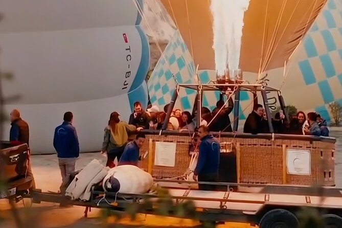 Pamukkale Hot Air Balloon - Capturing the Magical Views