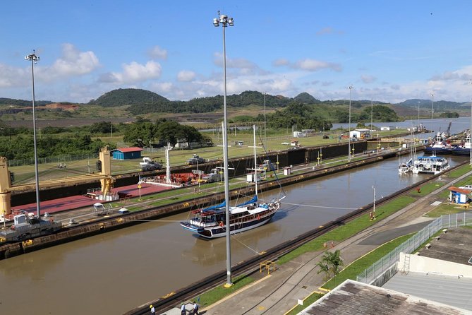 Panama Canal Partial Transit Tour From Panama City - Accessibility and Suitability