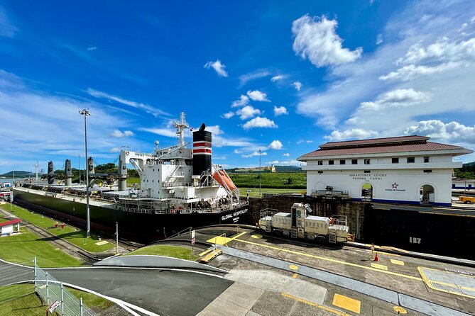 Panama Canal Tour - Exploring the Amador Causeway